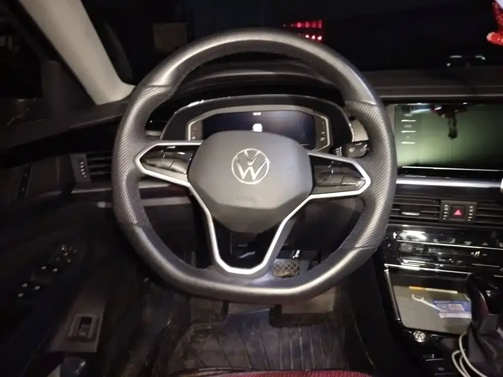 Volkswagen Passat — фото 2