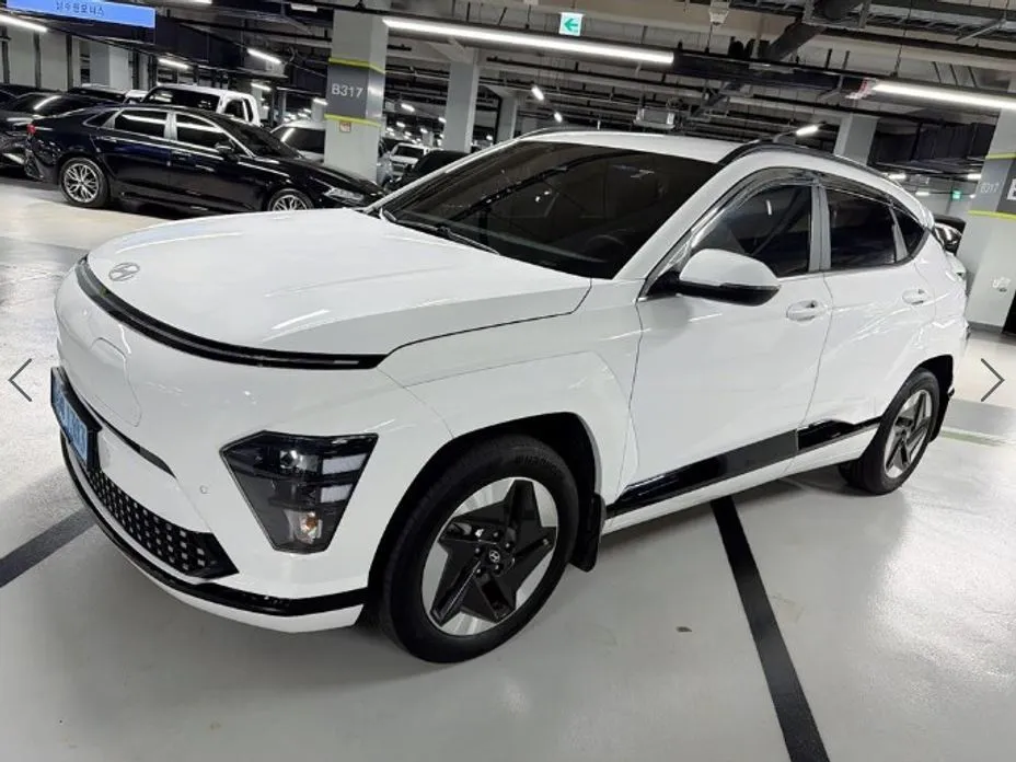 Hyundai Kona — фото 1