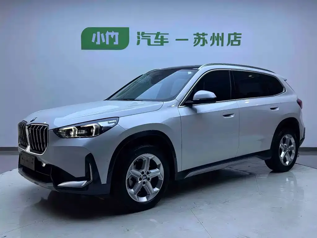 BMW X1 — фото 1