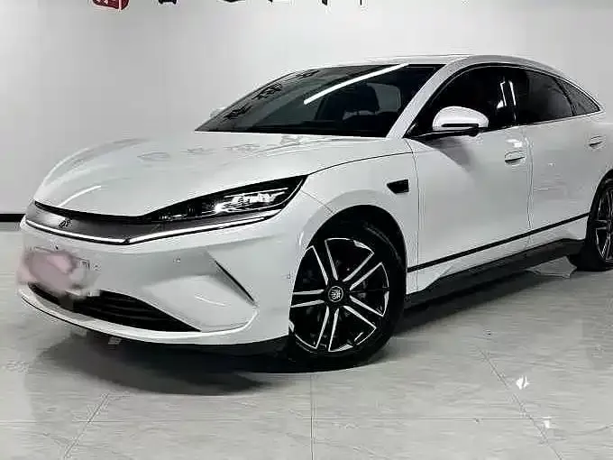BYD Qin L — фото 1