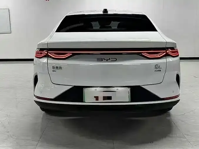 BYD Qin L — фото 6
