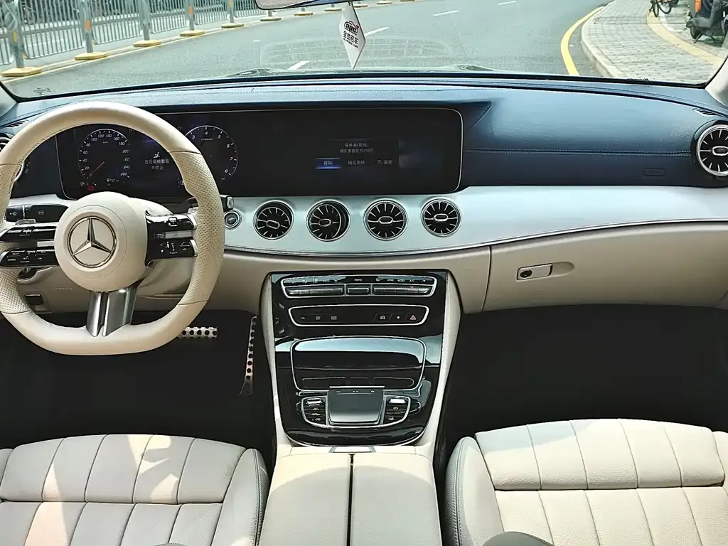 Mercedes-Benz E-Class (Import) — фото 7