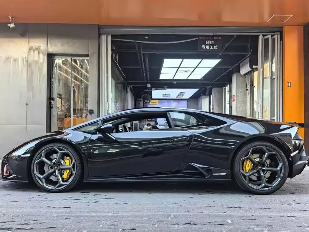 Lamborghini Huracan — фото 2
