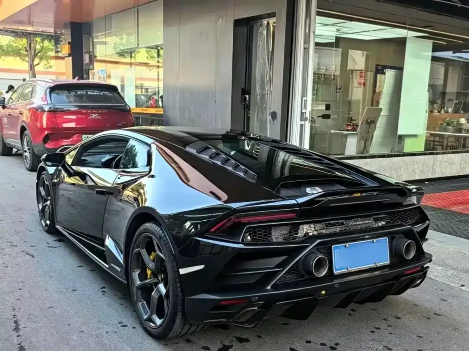 Lamborghini Huracan — фото 5