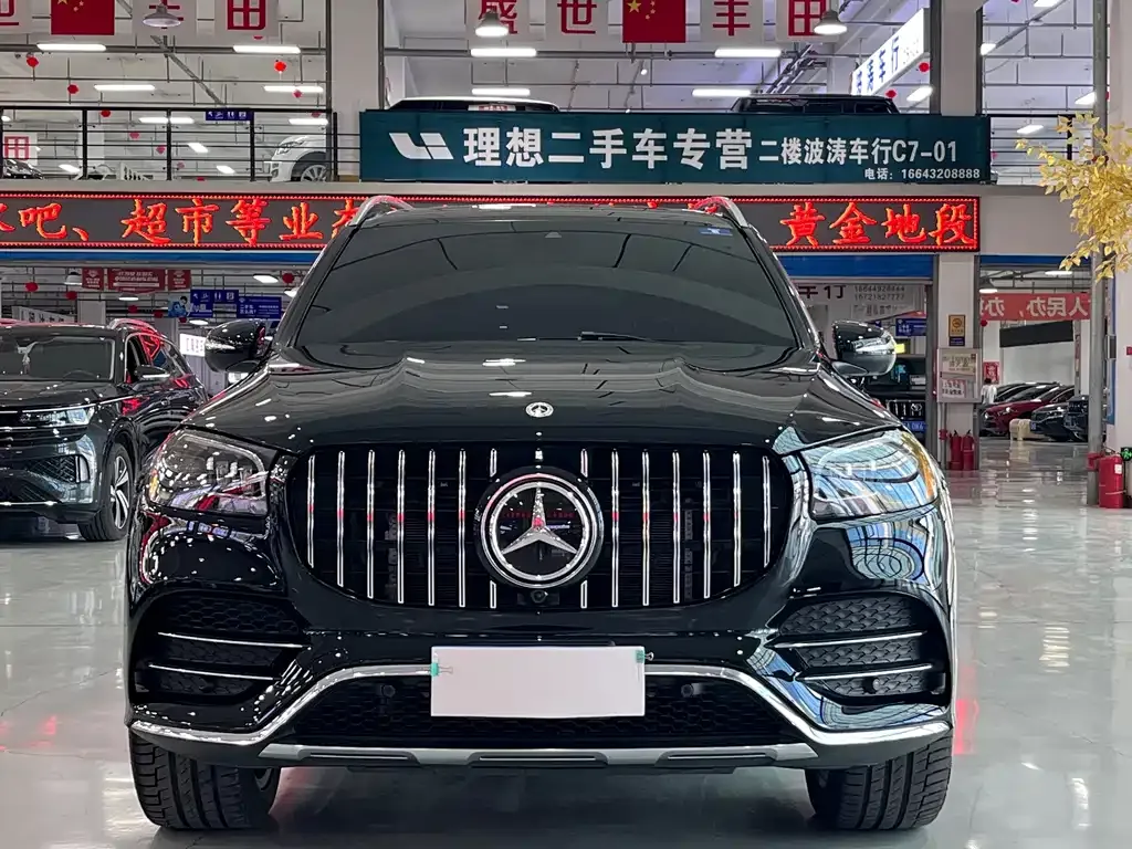 Mercedes-Benz GLS — фото 1