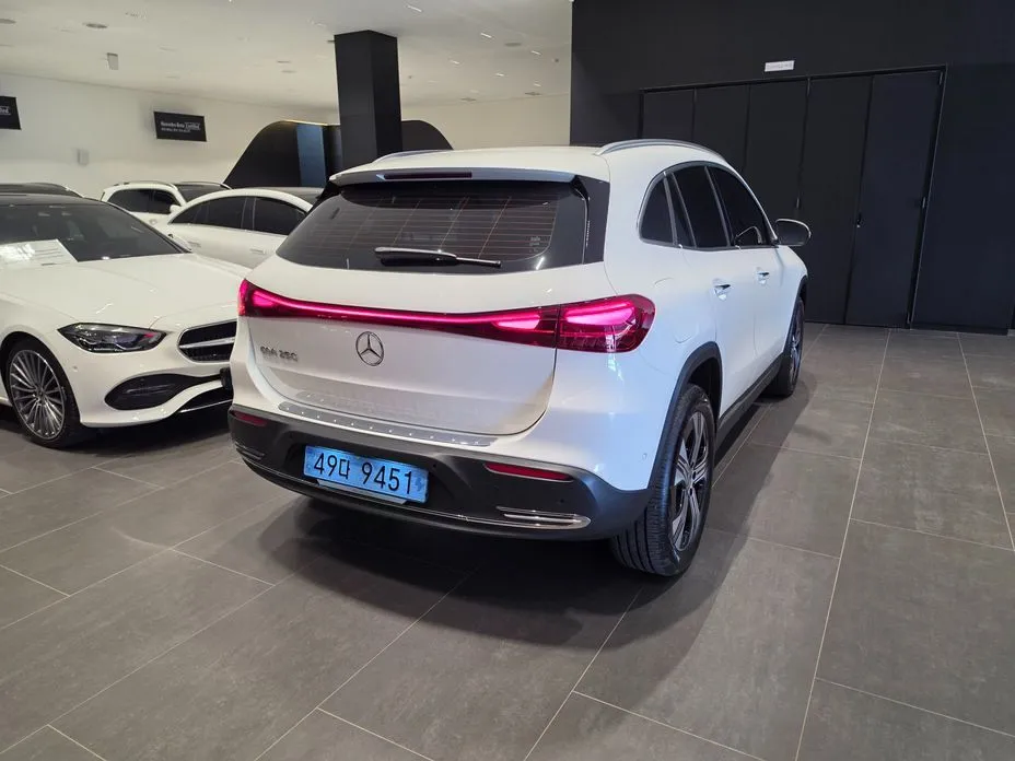 Mercedes-Benz EQA — фото 4