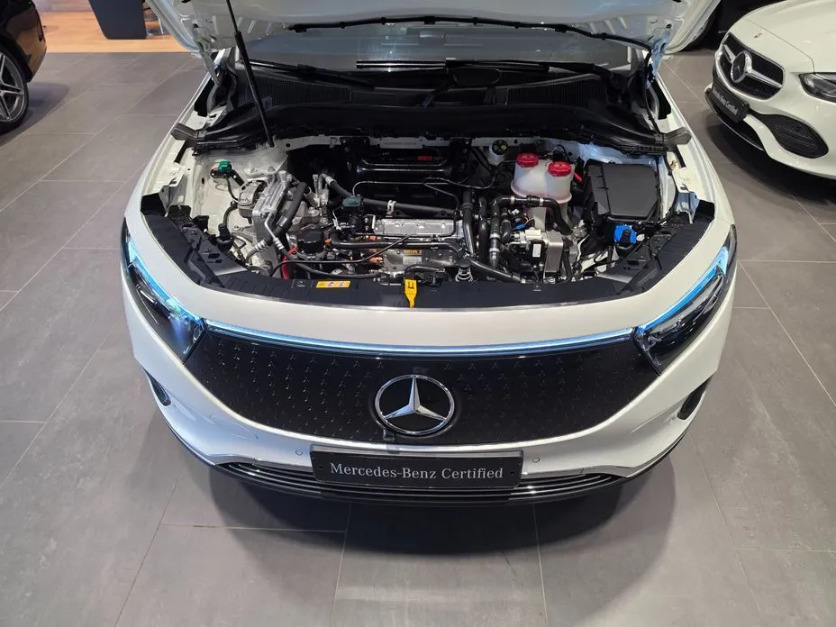 Mercedes-Benz EQA — фото 9