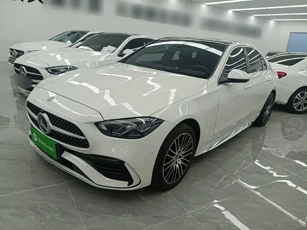 Mercedes-Benz C-Class — фото 1