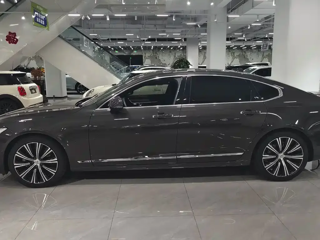 Volvo S90 — фото 6