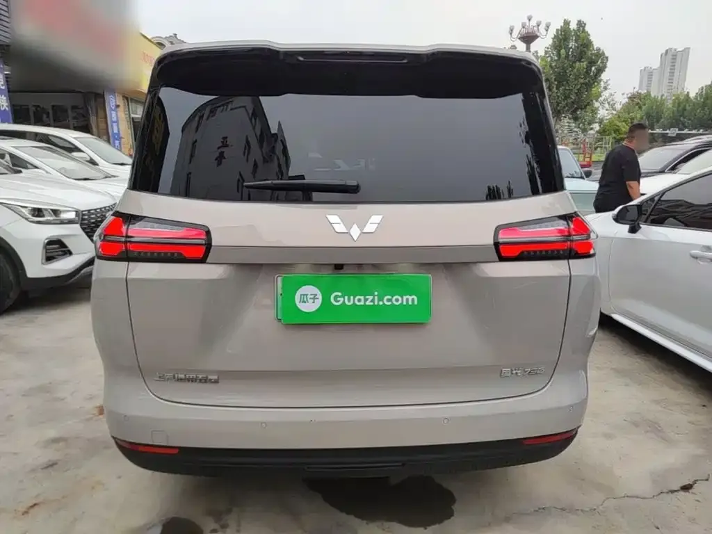 Wuling Xingguang 730 New Energy — фото 8