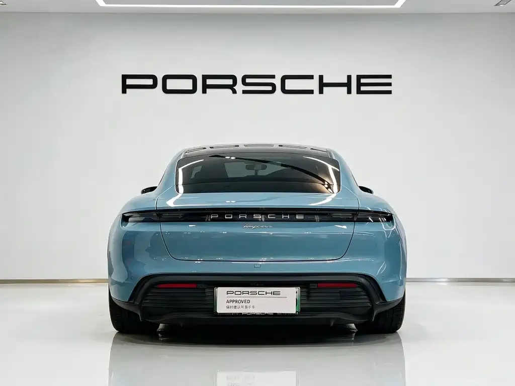 Porsche Taycan — фото 7