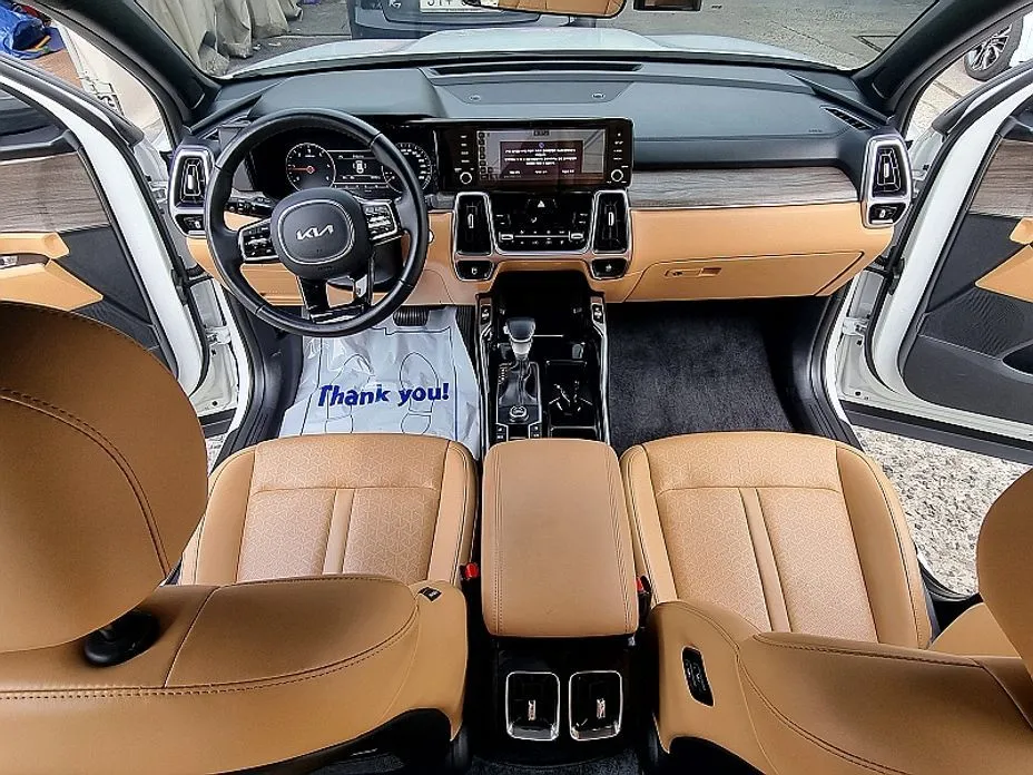 Kia Sorento — фото 9