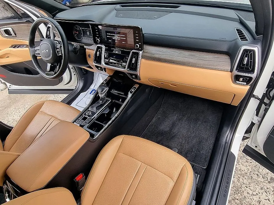 Kia Sorento — фото 7