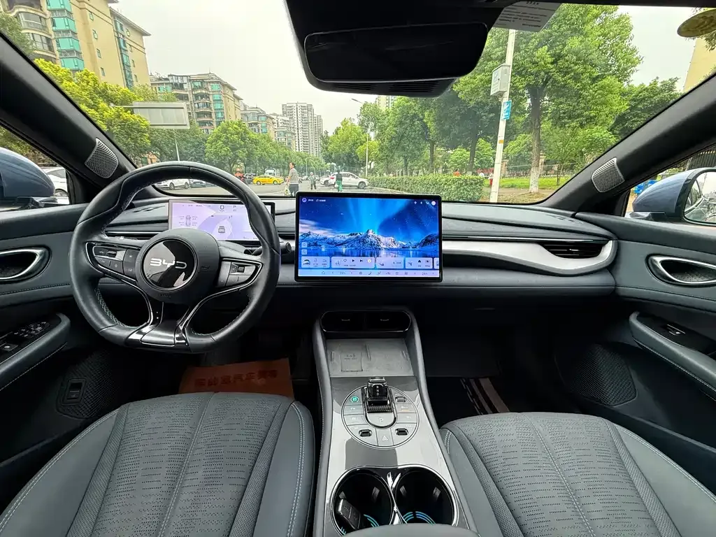 BYD Seal 06GT — фото 8