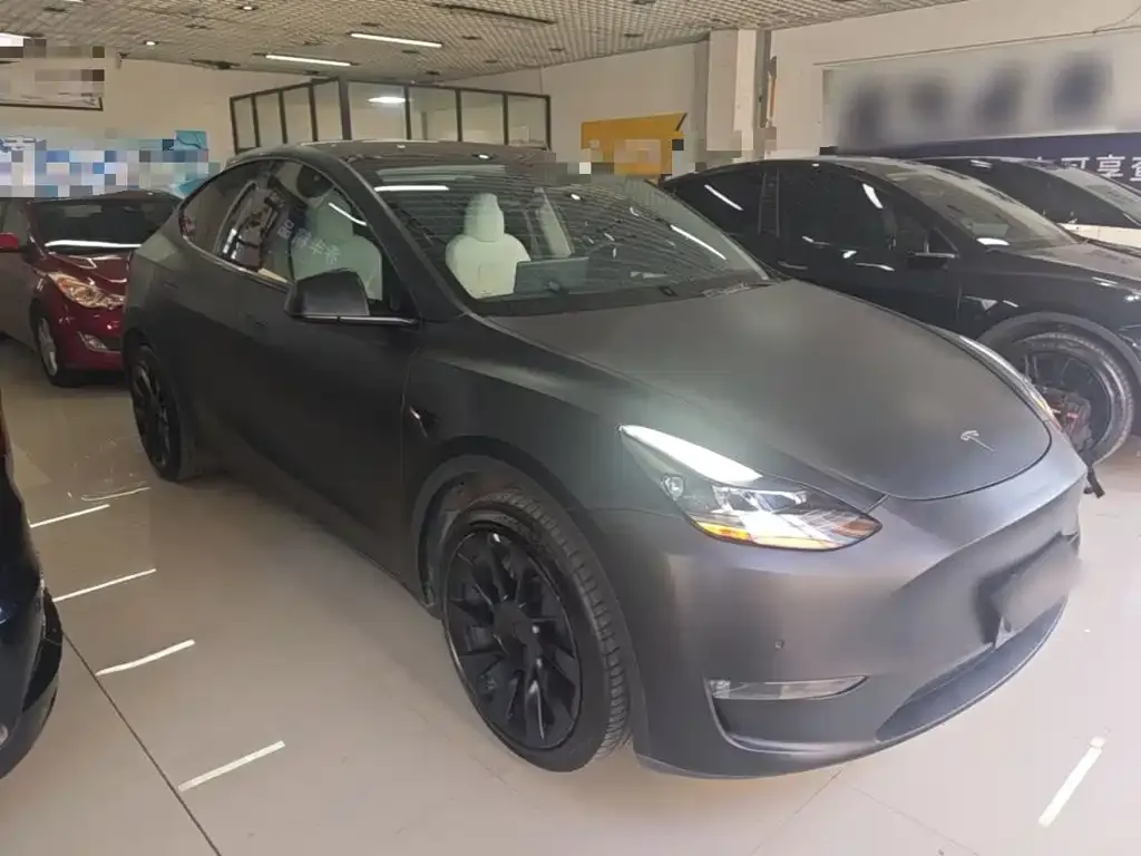 Tesla Model Y — фото 4