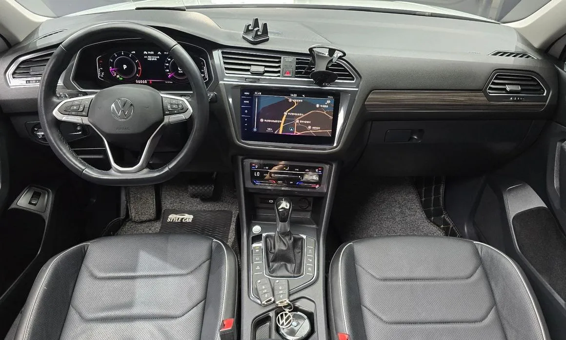 Volkswagen Tiguan — фото 8