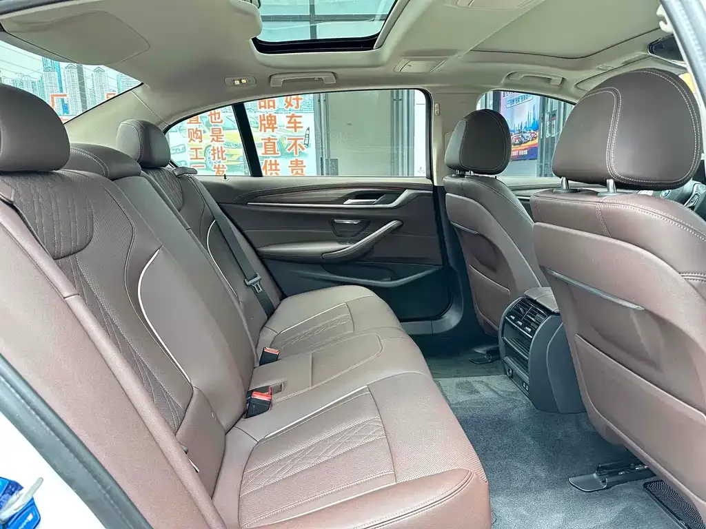 BMW 5 Series New Energy — фото 6