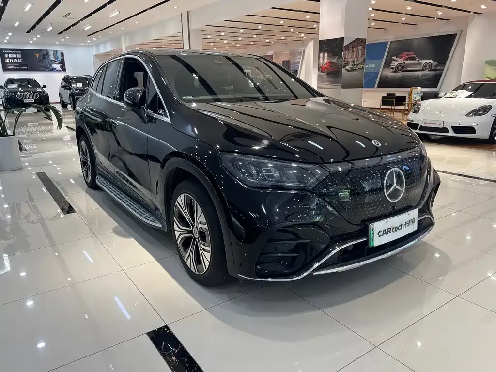 Mercedes-Benz EQE SUV — фото 2