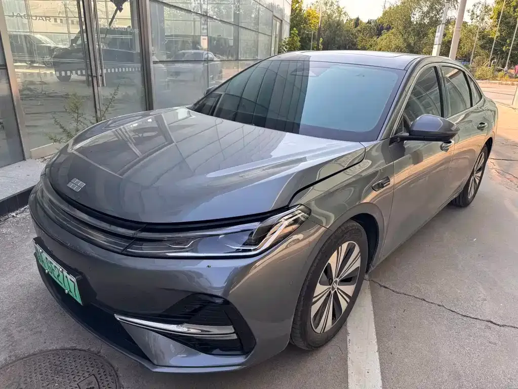 Geely Galaxy A7 EM — фото 1