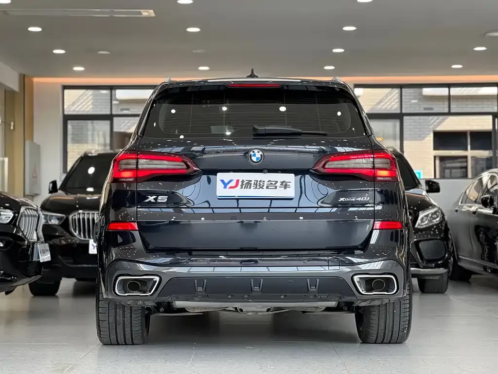 BMW X5 (Import) — фото 5