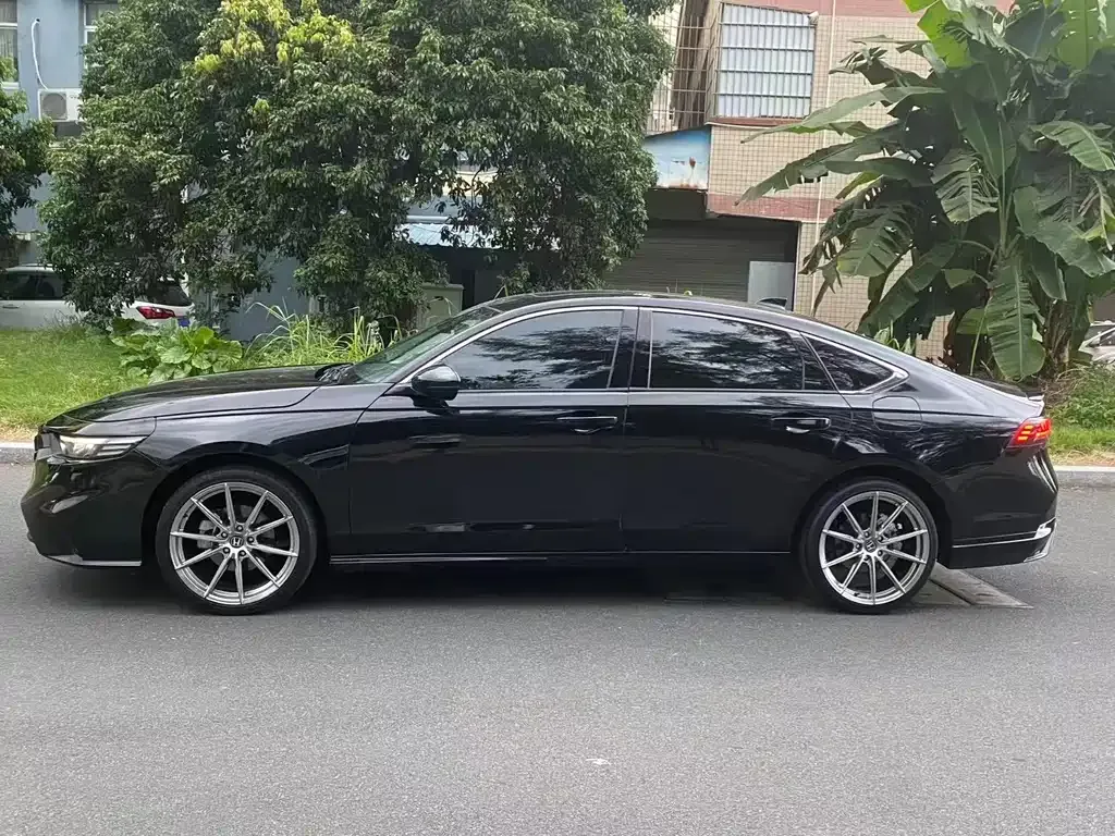 Honda Inspire — фото 6