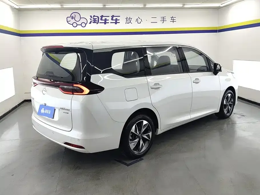 GAC Motor Trumpchi M6 — фото 7