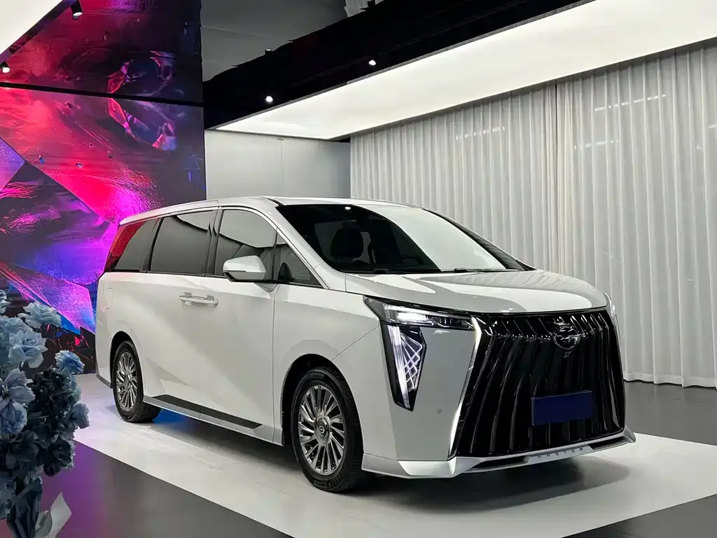 GAC Motor Trumpchi M8 — фото 10