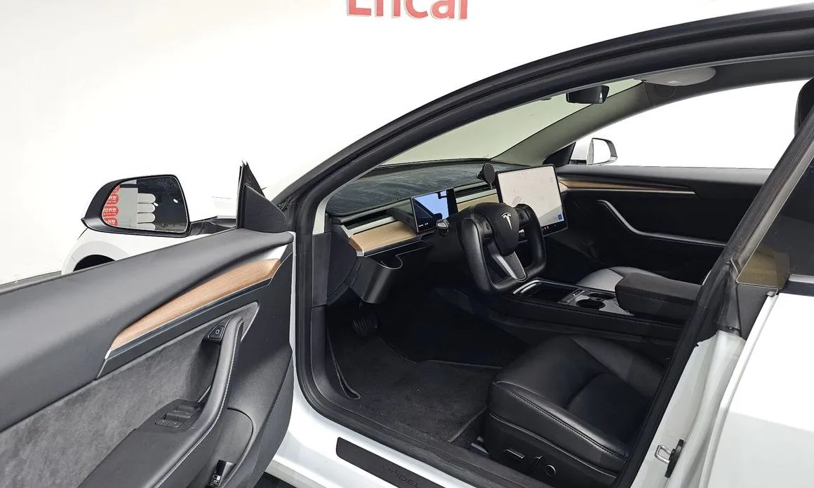 Tesla Model 3 — фото 5