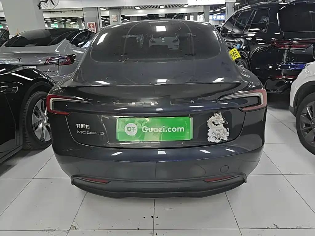 Tesla Model 3 — фото 6
