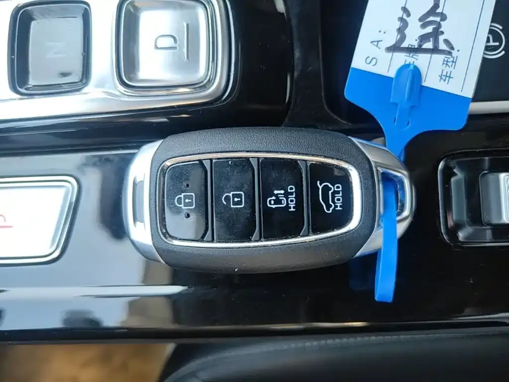 Hyundai Custo — фото 4