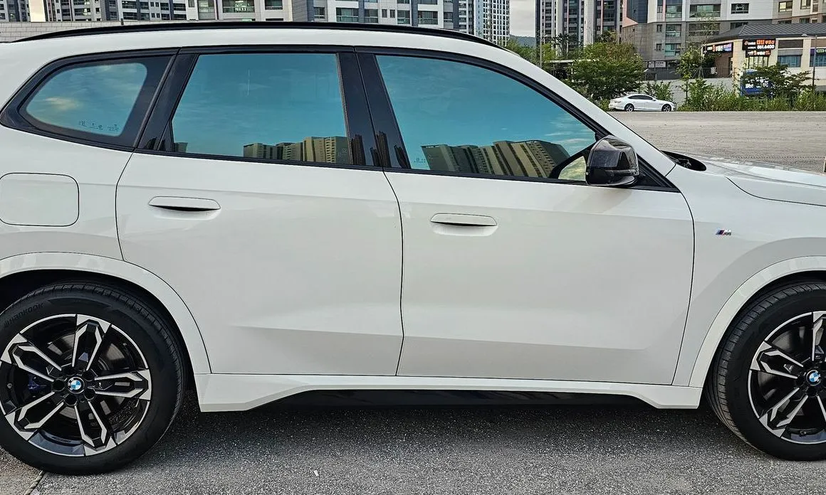 BMW X1 — фото 1