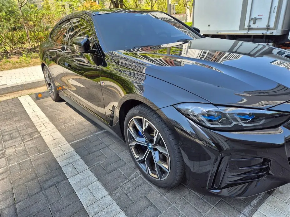 BMW i4 — фото 2