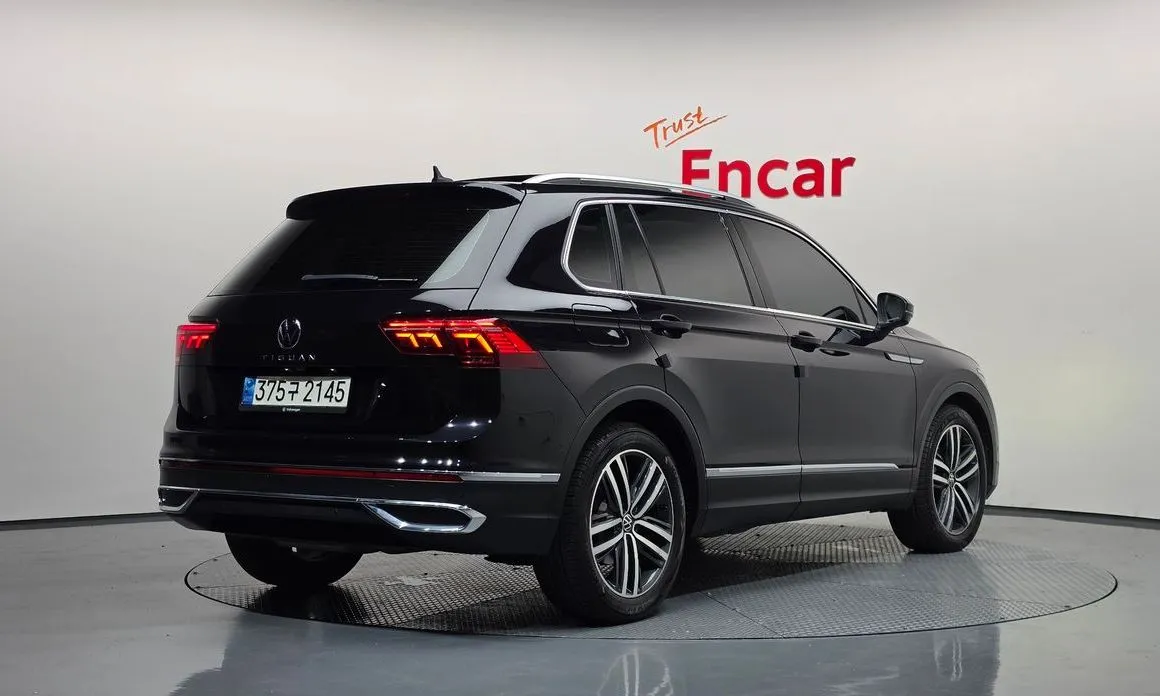 Volkswagen Tiguan — фото 3