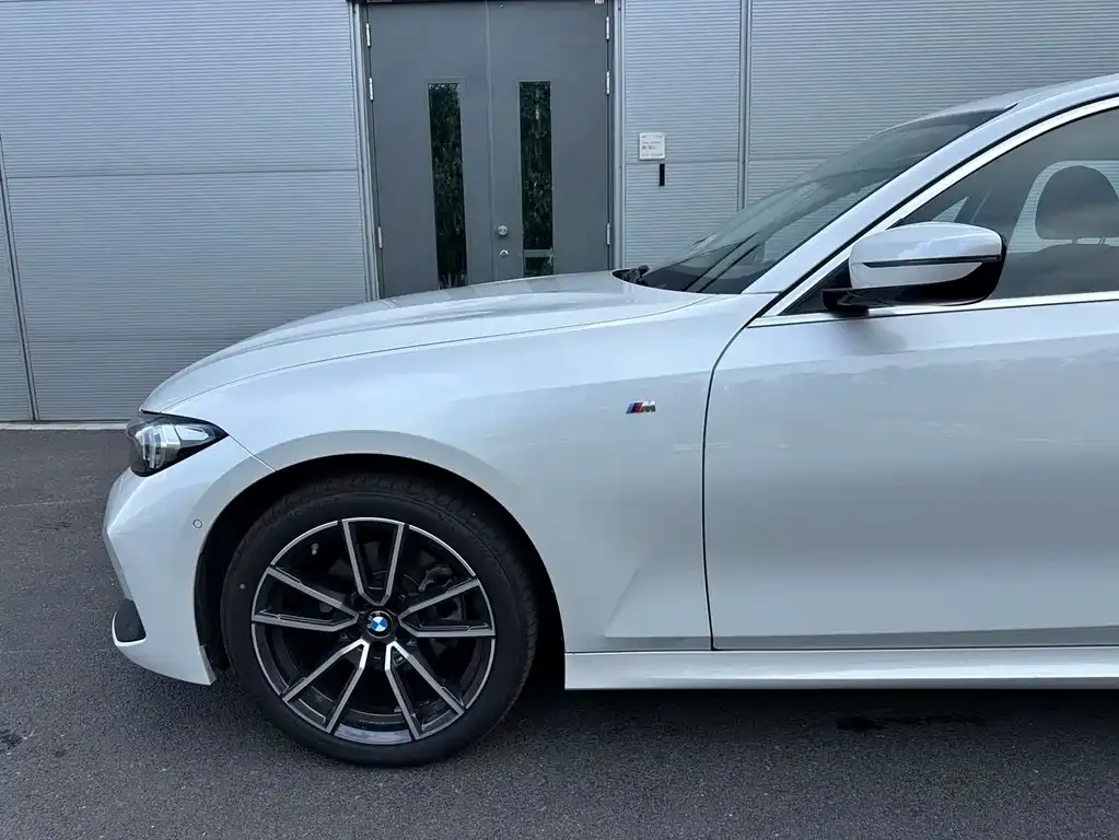 BMW 3 Series — фото 10