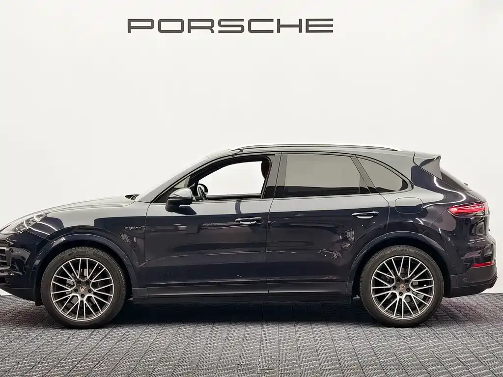 Porsche Cayenne Hybrid — фото 9