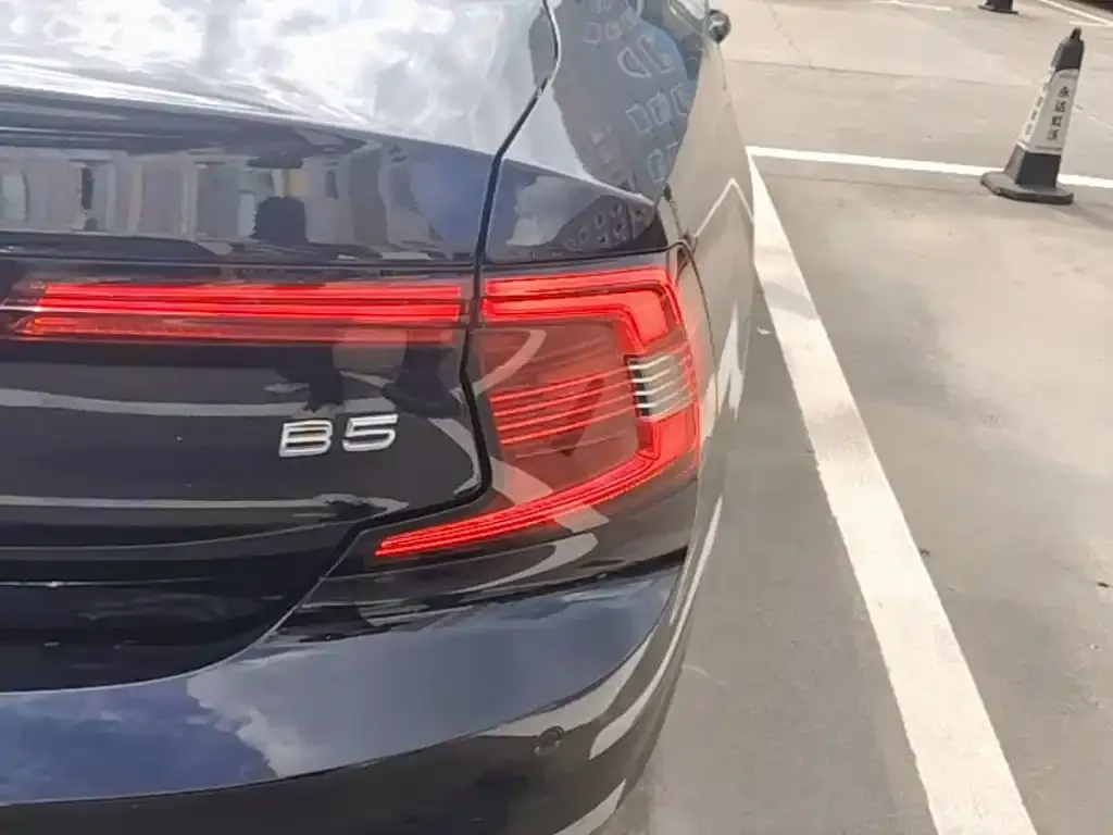 Volvo S90 — фото 3