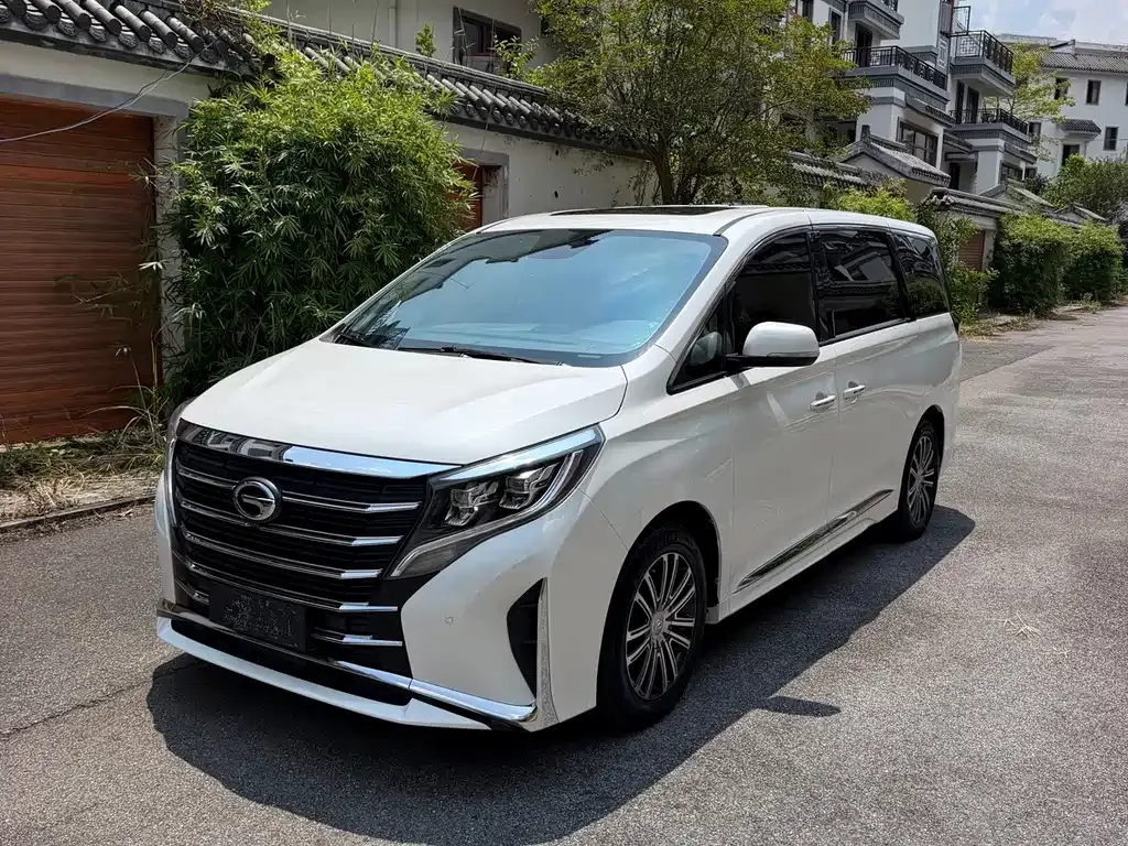 GAC Motor Trumpchi M8 — фото 1