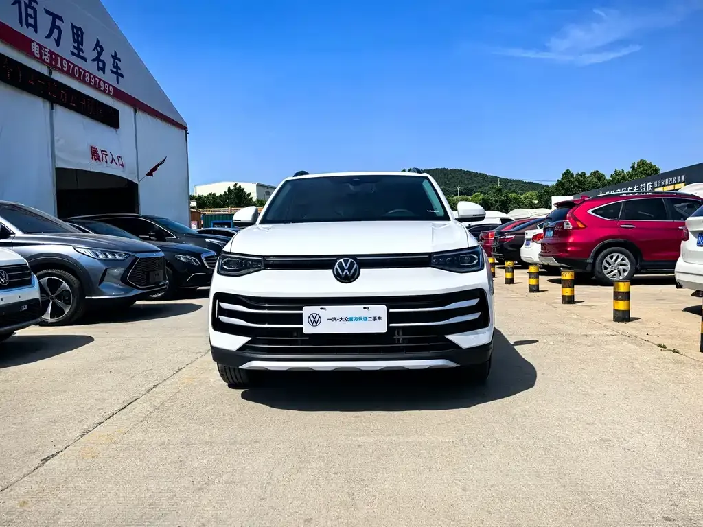 Volkswagen Tharu — фото 3