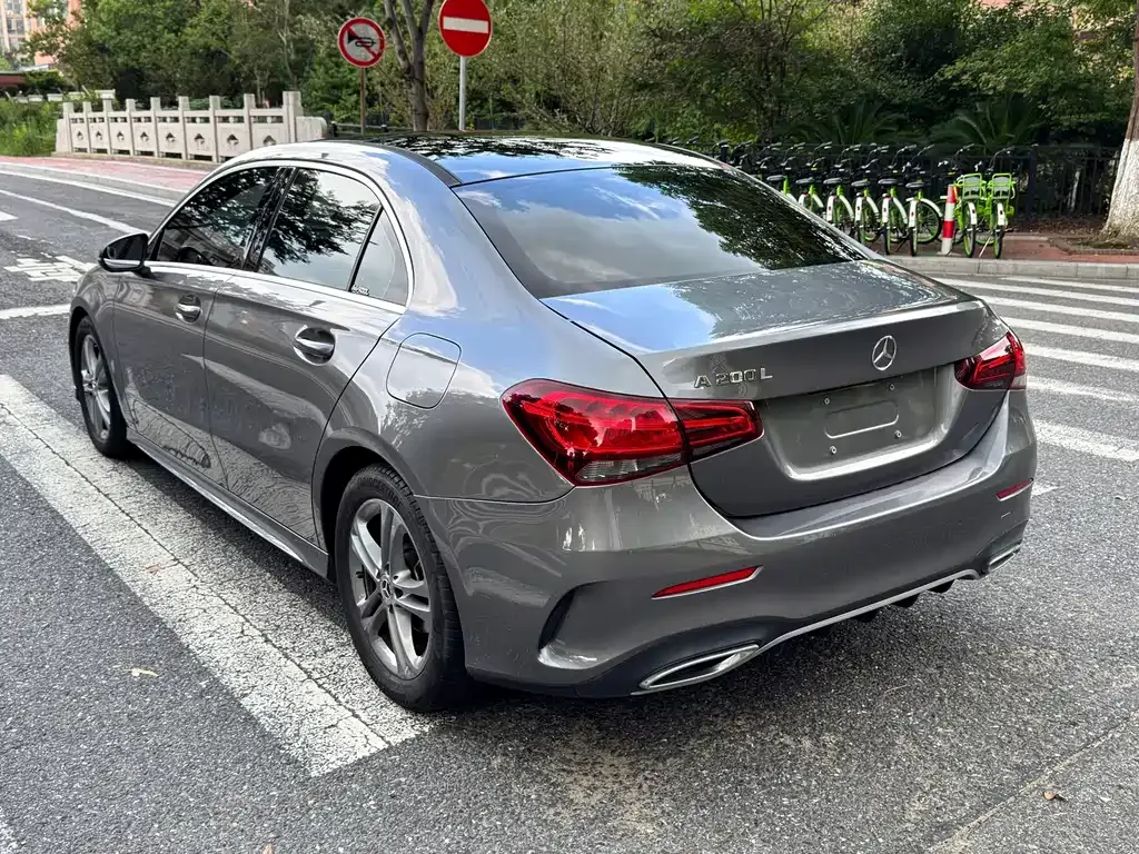 Mercedes-Benz A-Class — фото 6