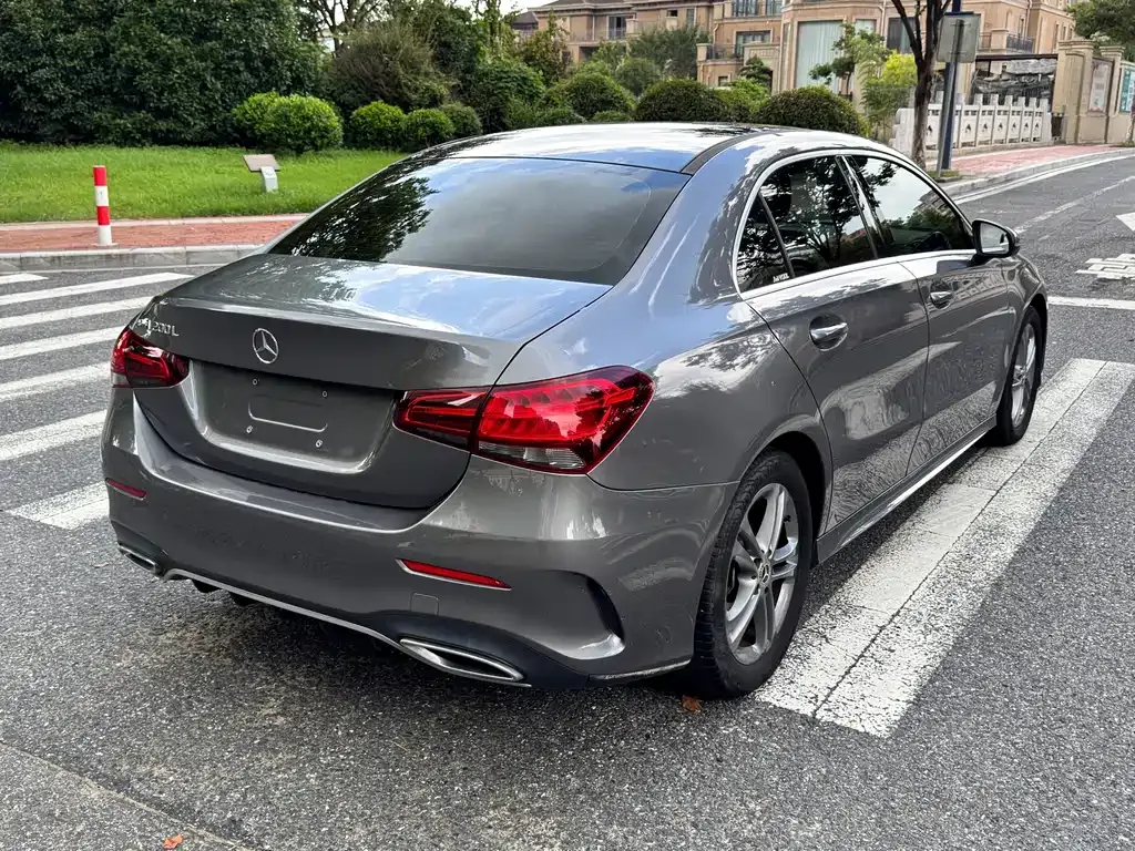 Mercedes-Benz A-Class — фото 8
