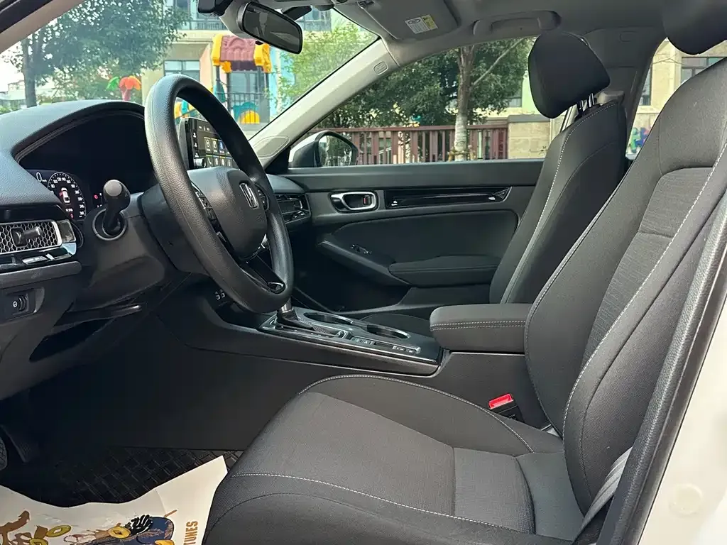 Honda Civic — фото 4