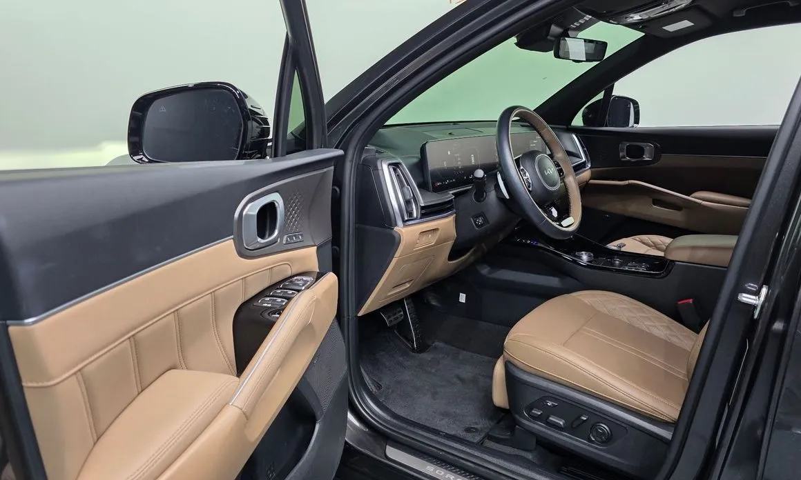 Kia Sorento — фото 7