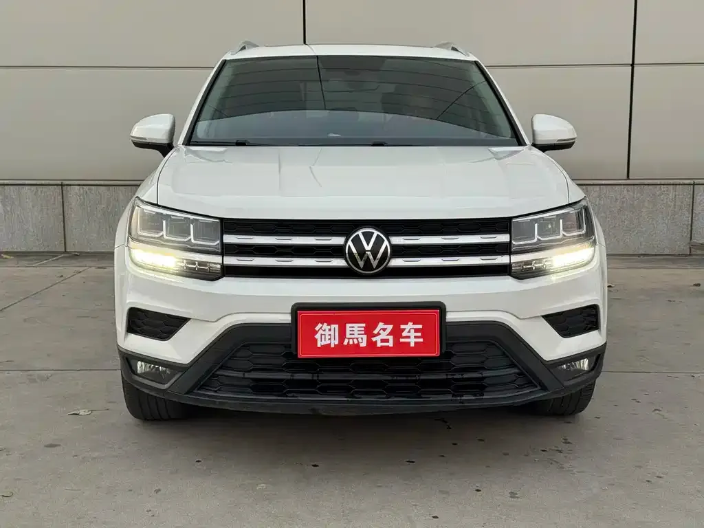 Volkswagen Tharu — фото 3