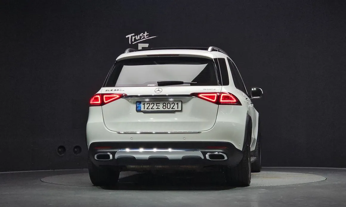 Mercedes-Benz GLE-Class — фото 6