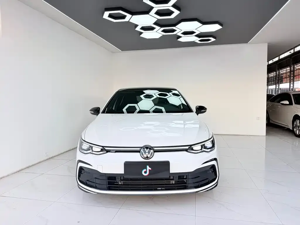 Volkswagen Golf — фото 2