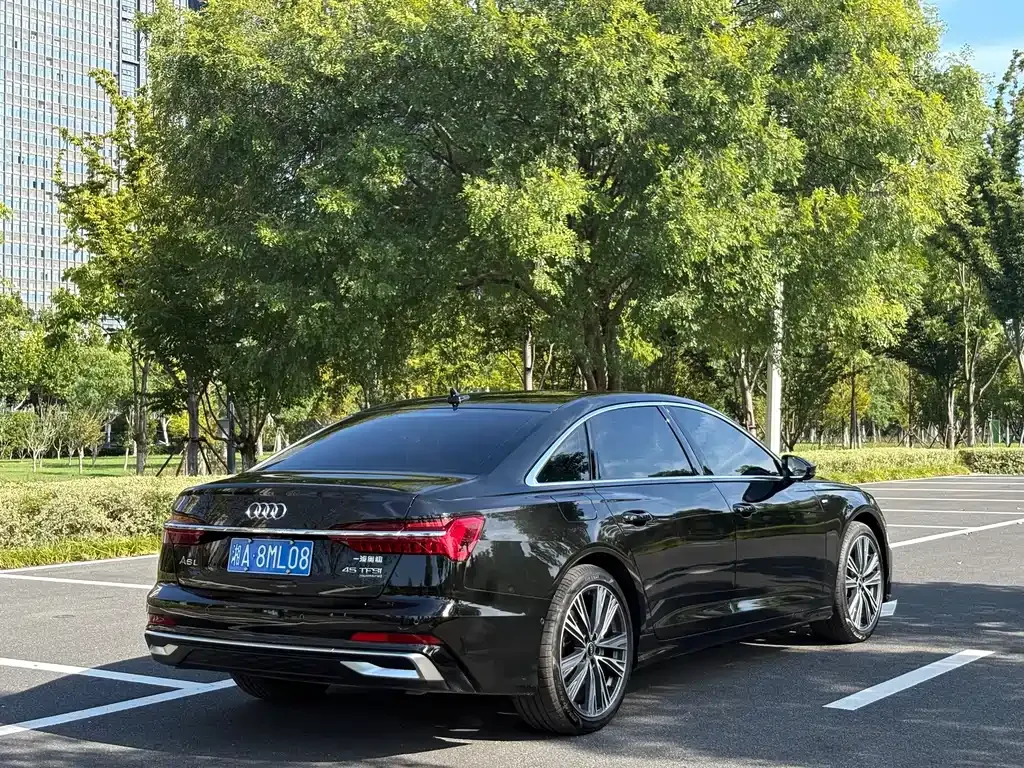Audi A6L — фото 4