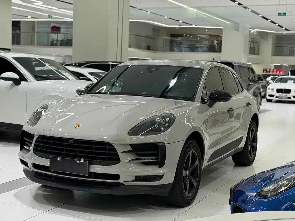 Porsche Macan — фото 1