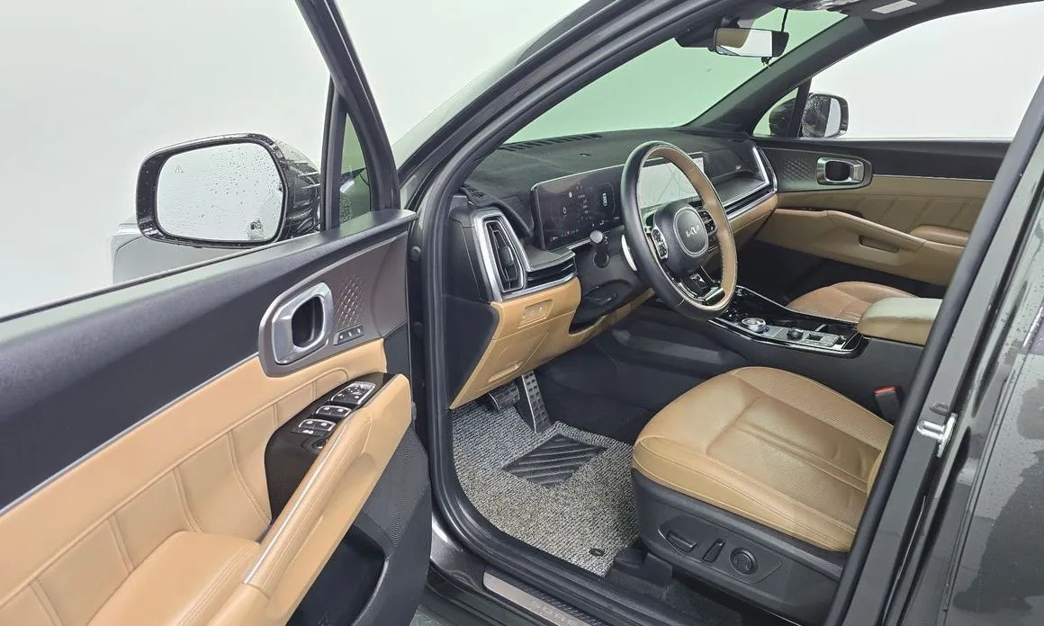 Kia Sorento — фото 9