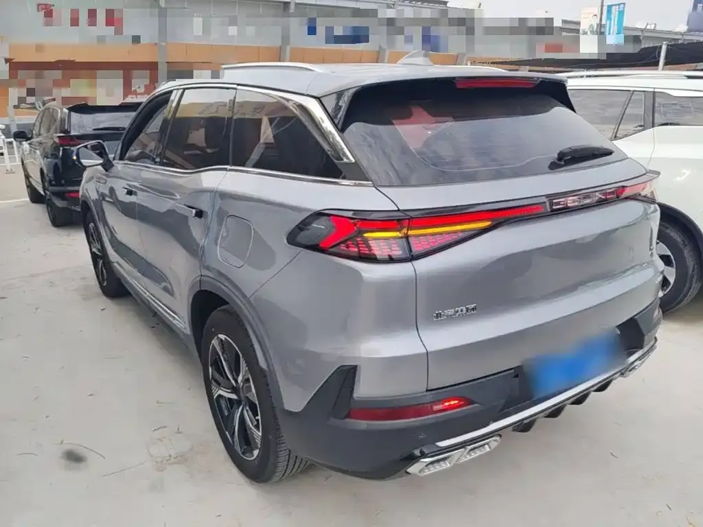 BAIC X7 — фото 10