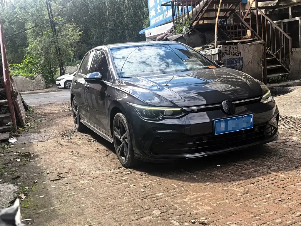 Volkswagen Golf — фото 6